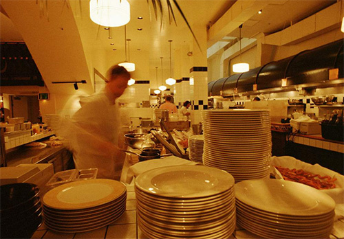 餐馆设置最低消费情况普遍 “痼疾”何时能清除？